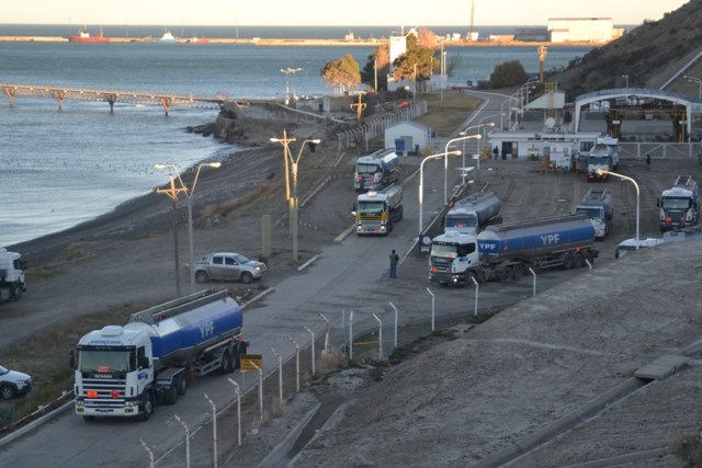 Se normaliza el abastecimiento de combustible