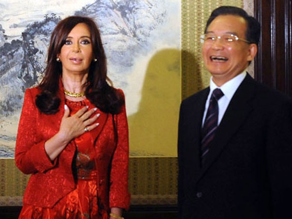 CFK recibe al primer ministro chino para afianzar relación bilateral