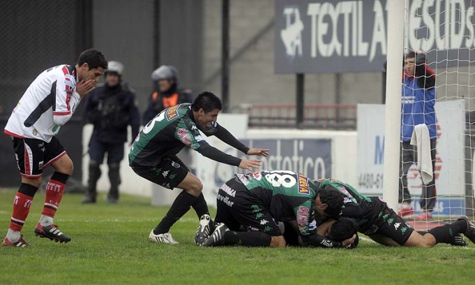 Chicago ascendió a la B Nacional y Chacarita descendió