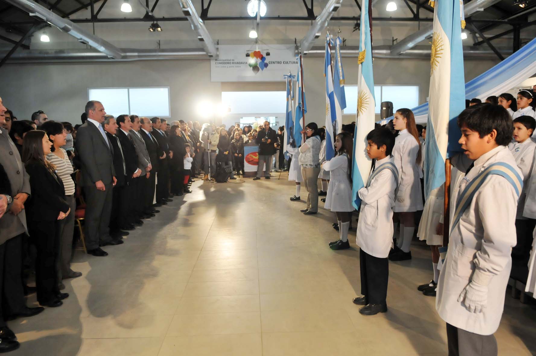 Alumnos de cuarto grado prometieron lealtad a la bandera