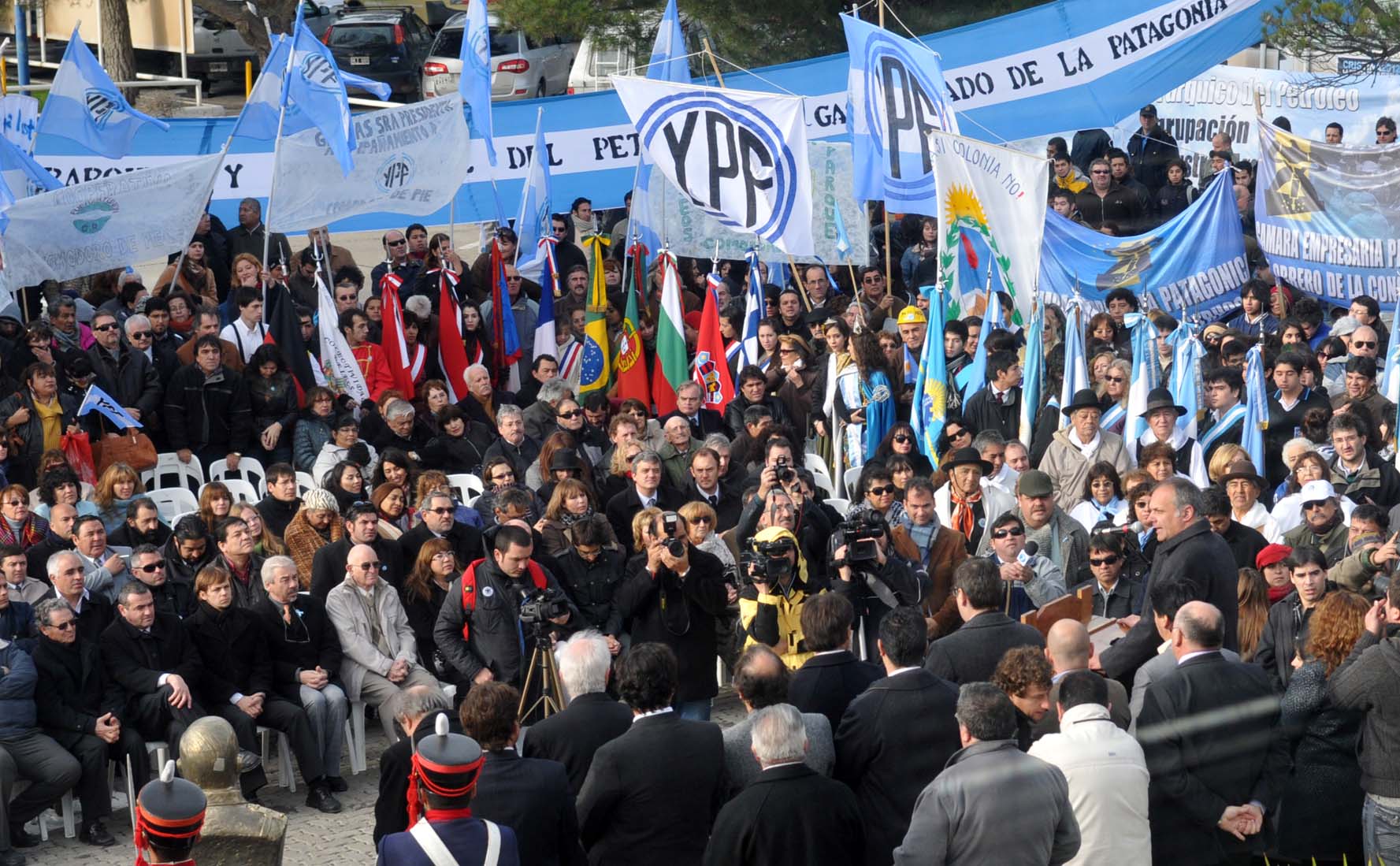 Ex trabajadores de YPF destacan la reivindicación del general Mosconi