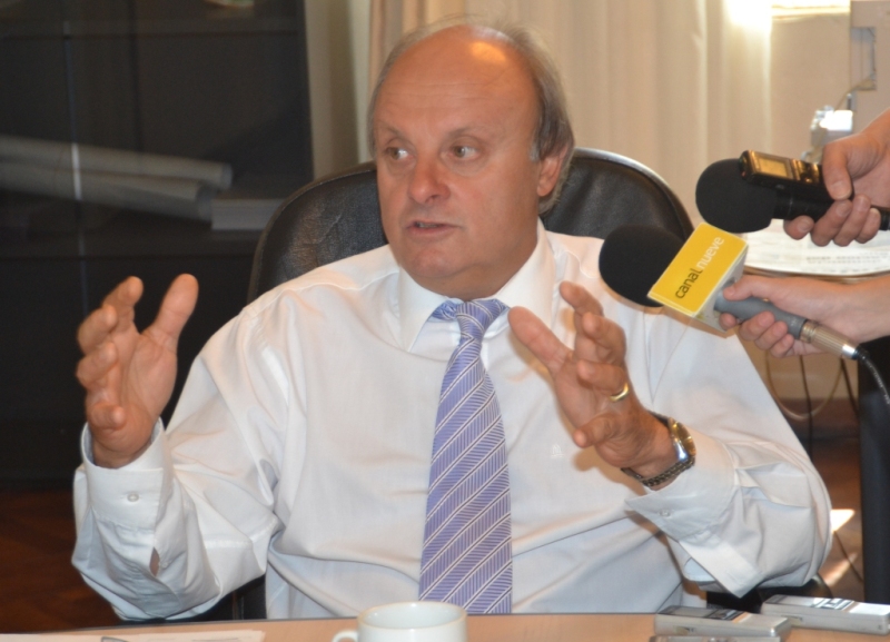 Di Pierro le pidió a los medios “no generar más caos del que hay”