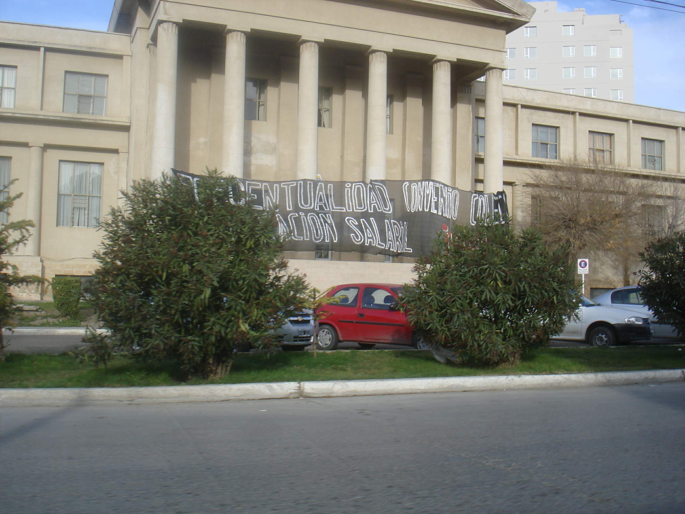 Tribunales paralizados y piden investigar a Meza Evans