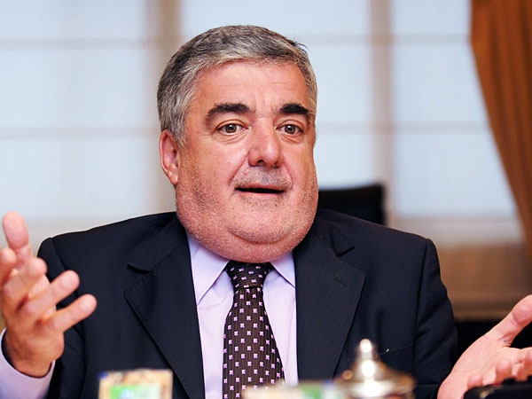 El dasnevismo fija su posición en la interna del PJ