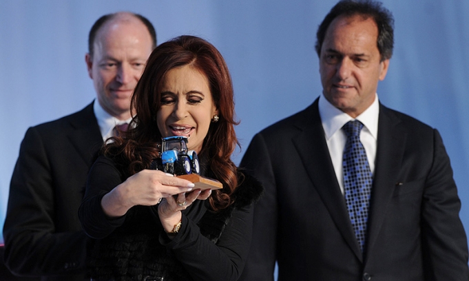 CFK: «No hay manera de sobrevivir si uno no administra ni gestiona»