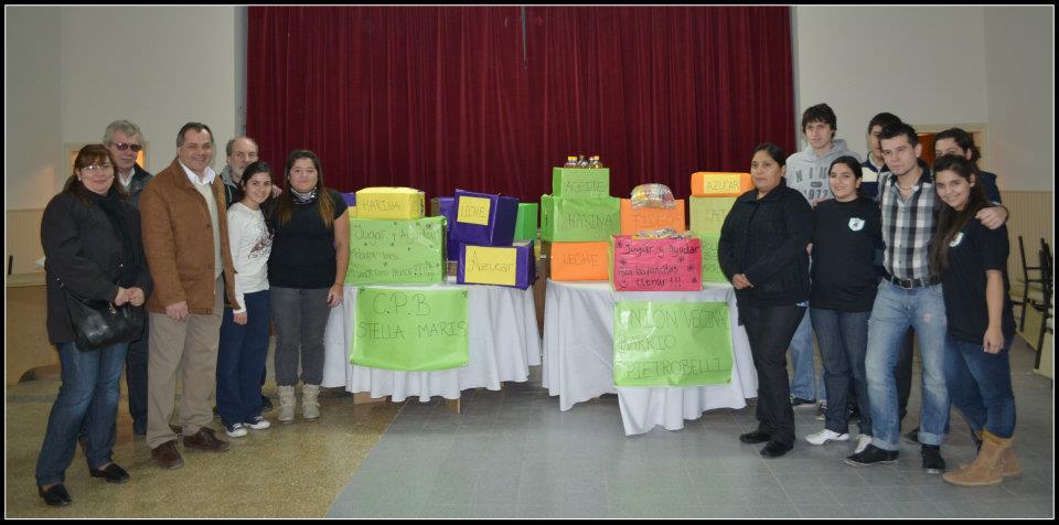 Las Comunidades Extranjeras realizaron aporte solidario de alimentos