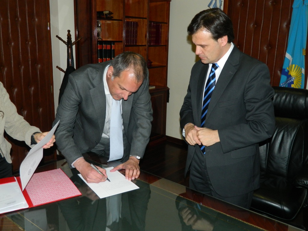 Buzzi, de licencia por una semana