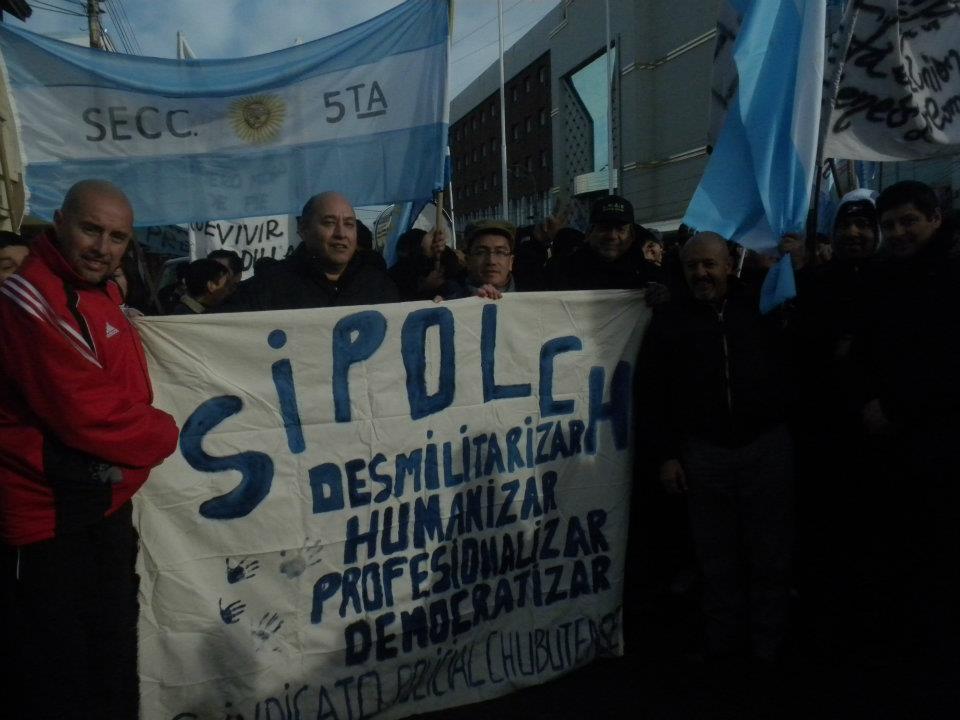 “Los policías no somos golpistas ni desestabilizadores”