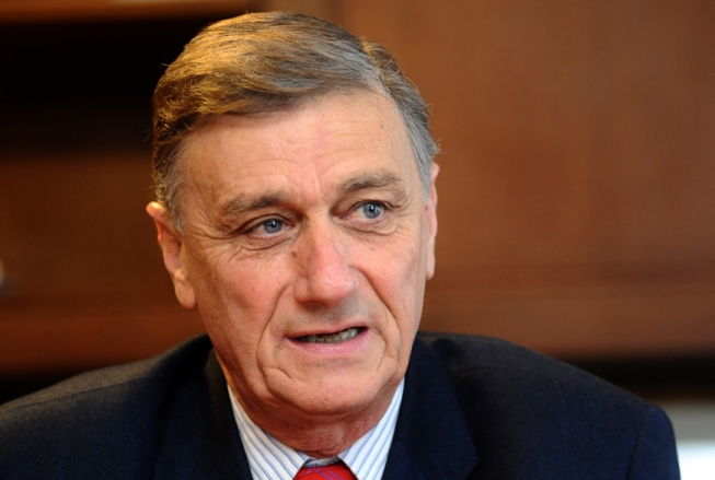 Para Binner, “las provincias son rehenes”