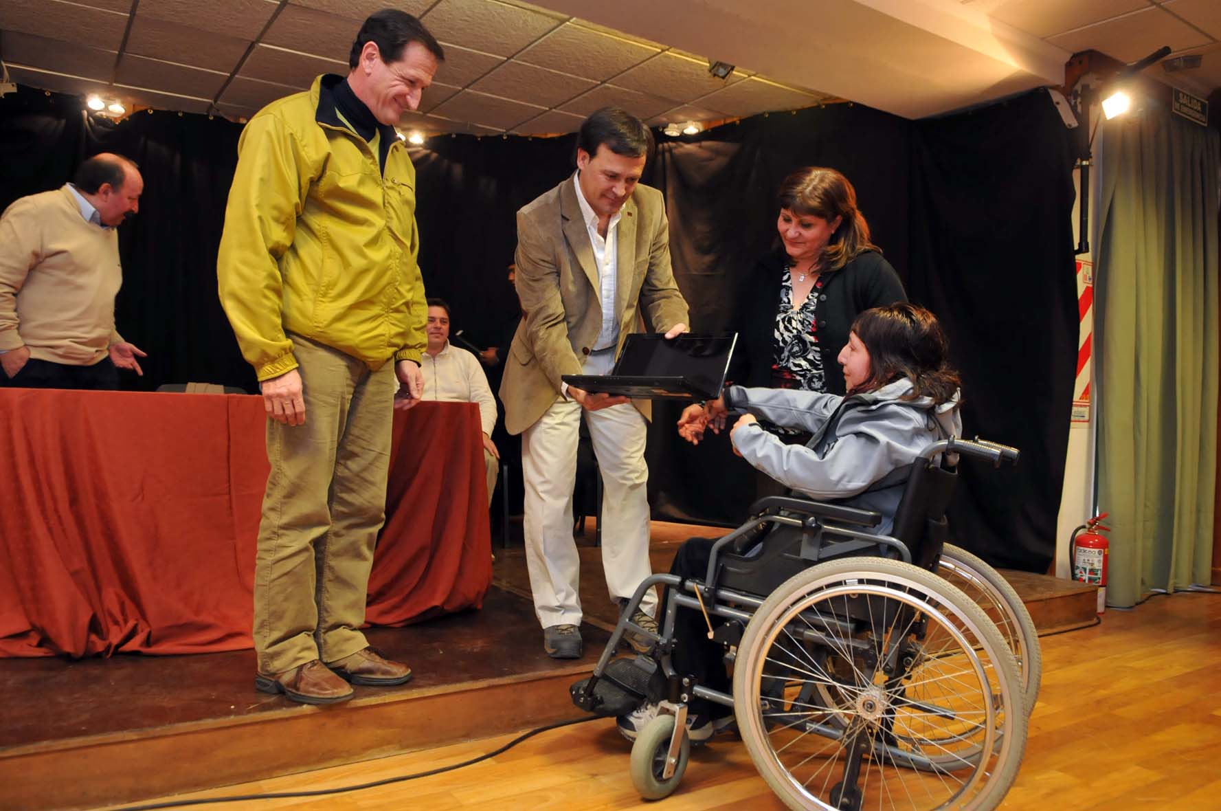 Mac Karthy busca “trabajar codo a codo con todos los municipios”