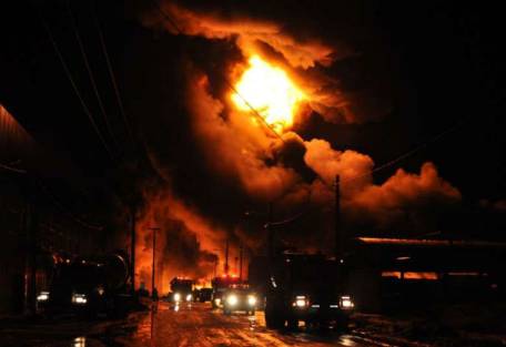 Está controlado el incendio del parque industrial de Río Grande