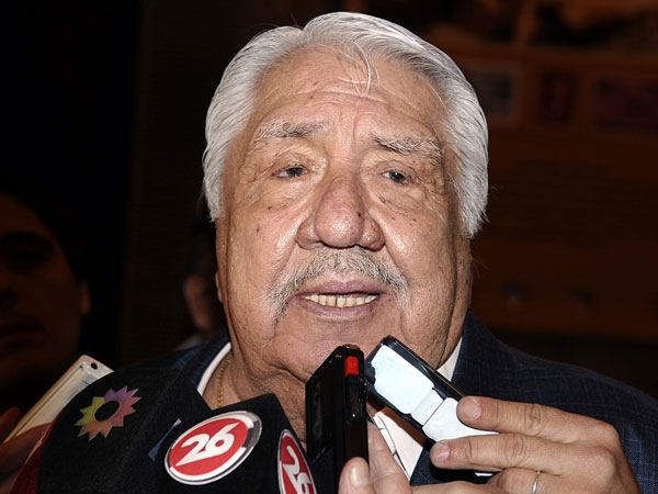 La Presidente se mostrará con los «Gordos» tras la reunión por la CGT