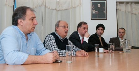 El marco regulatorio prevé garantizar la participación ciudadana