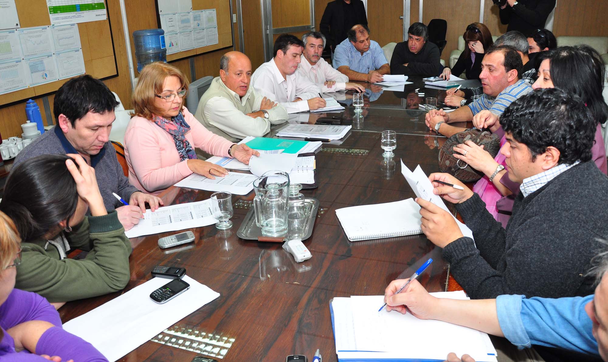 El 27 de agosto se reúnen Gobierno y gremios de Salud