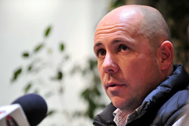 Sastre piensa asistir a las dos cumbres del PJ