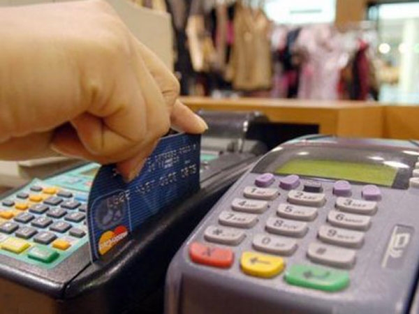 Ya están vigentes los impuestos internos en televisores, celulares y aires acondicionados