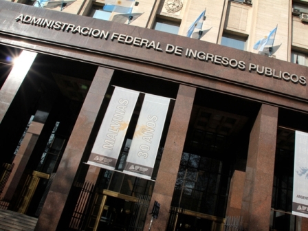 Oficializan nuevos controles de la AFIP sobre evasiones