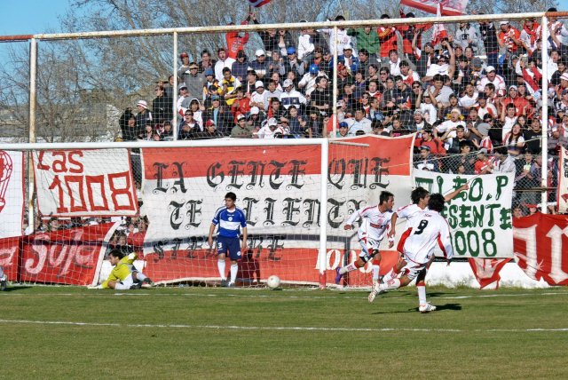 Clásico: Huracán le ganó 1 a 0 a Newbery