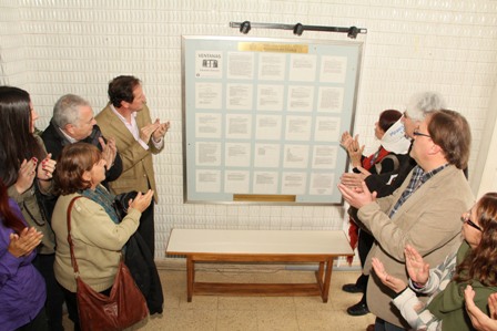 Descubren mural que conmemora la Masacre de Trelew