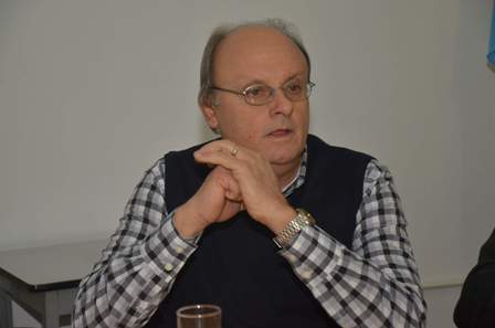 Di Pierro elogió a los policías de la Brigada y fustigó a los que están de paro