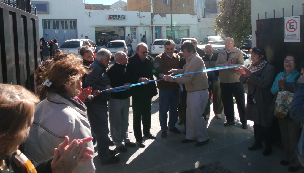 Inauguran la sede del Centro de Jubilados Petroleros