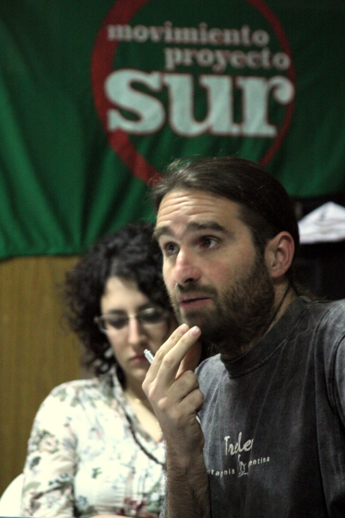 “El gobierno está utilizando la política en contra del pueblo”