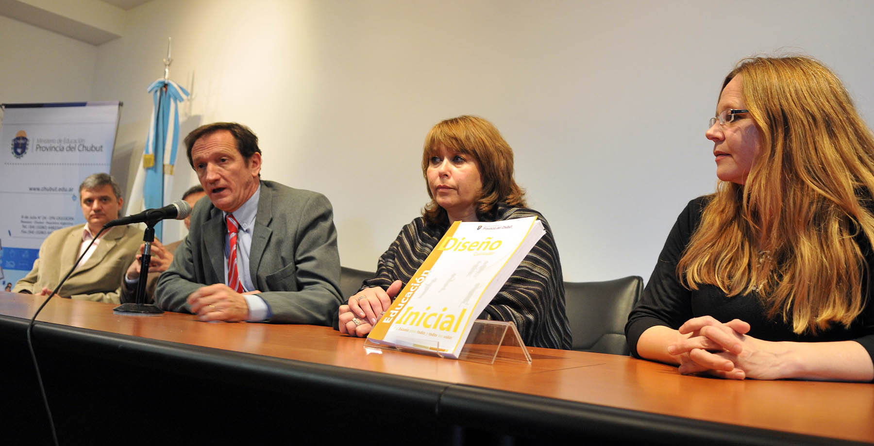 Presentan el nuevo diseño curricular de Nivel Inicial