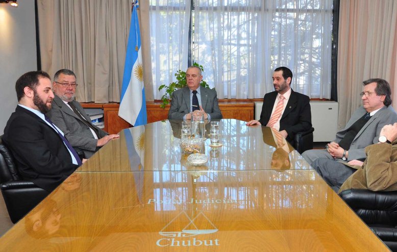 La Justicia y el Gobierno trabajarán en la seguridad pública