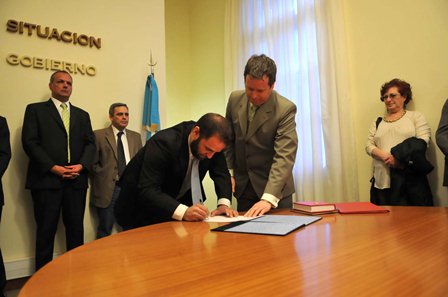 Glinski apuesta a profesionalizar la Policía