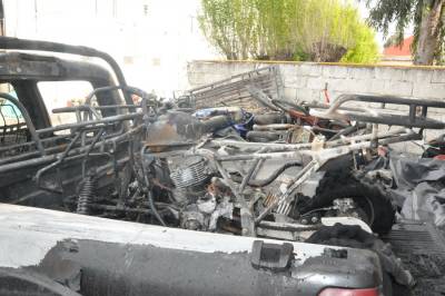 Queman camioneta y cuatri al ex jefe de la Unidad Regional