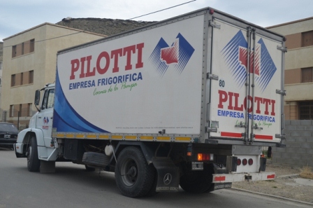 Confiscan 5 mil kilos de carne en un operativo