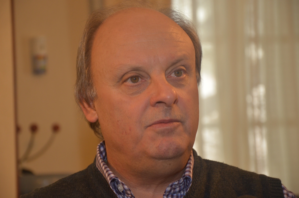 Di Pierro defendió al modelo nacional contra las movilizaciones