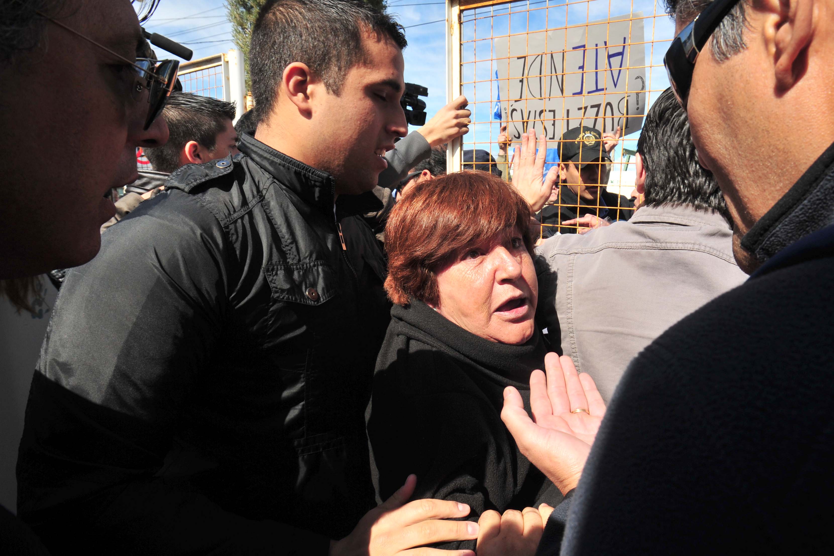 Hompanera disiente con metodología de reclamos y valora diálogo del gobierno