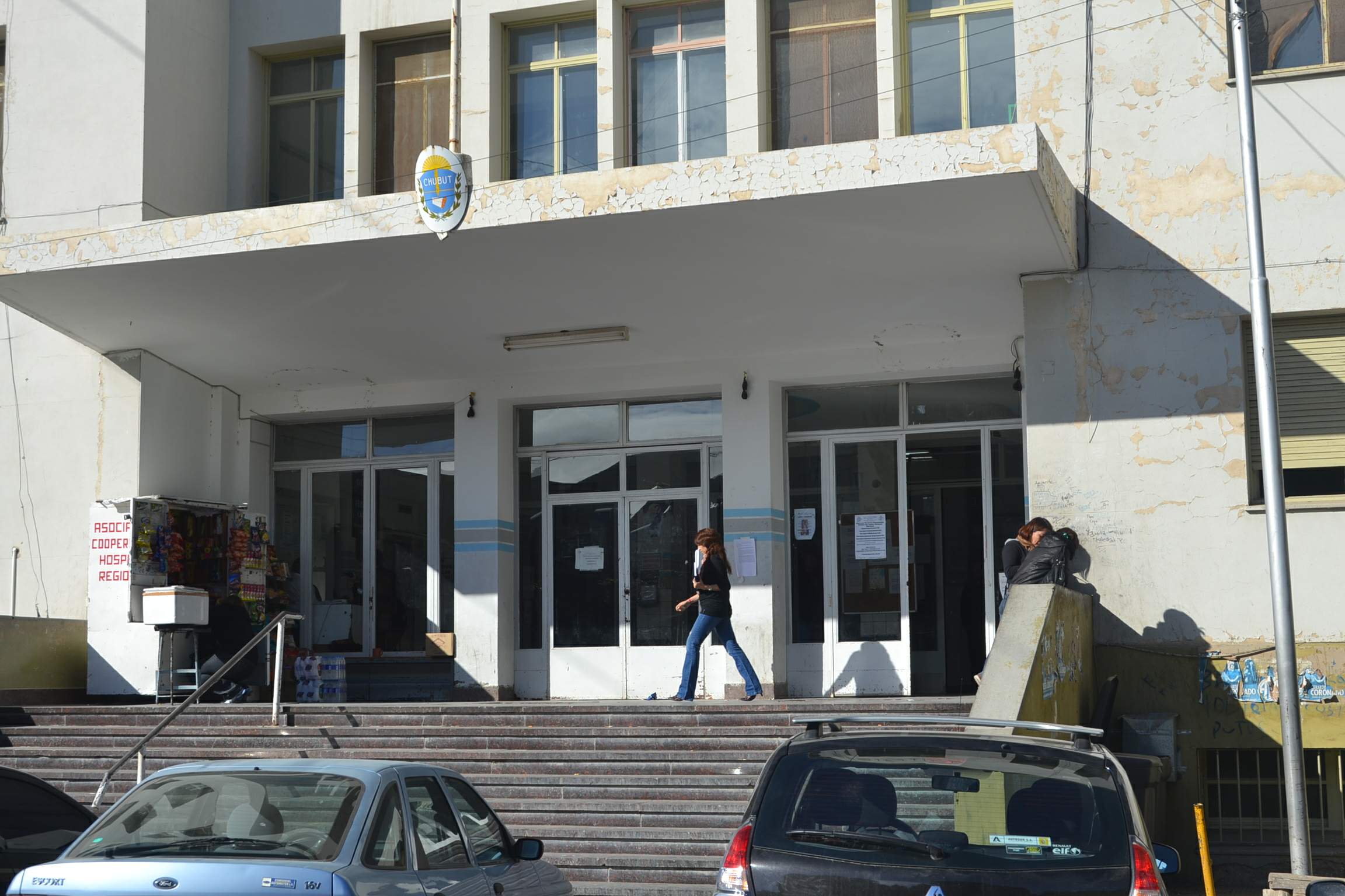 Caos y corridas por agresiones en el hospital