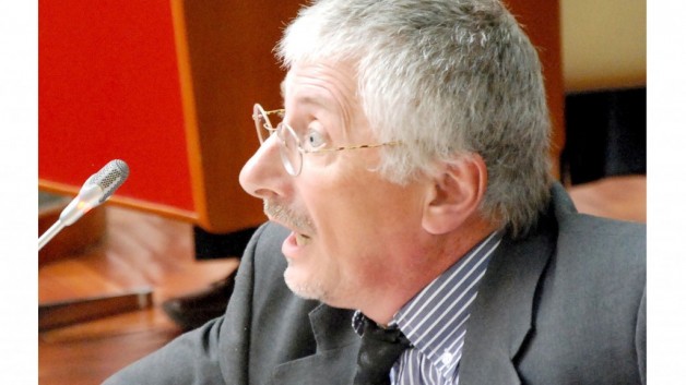 Para Jerónimo, el ‘faltazo’ a la Legislatura no tiene justificación