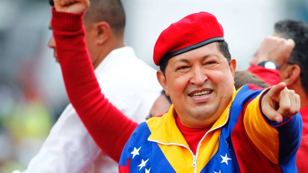 Aplastante triunfo de Hugo Chávez en Venezuela