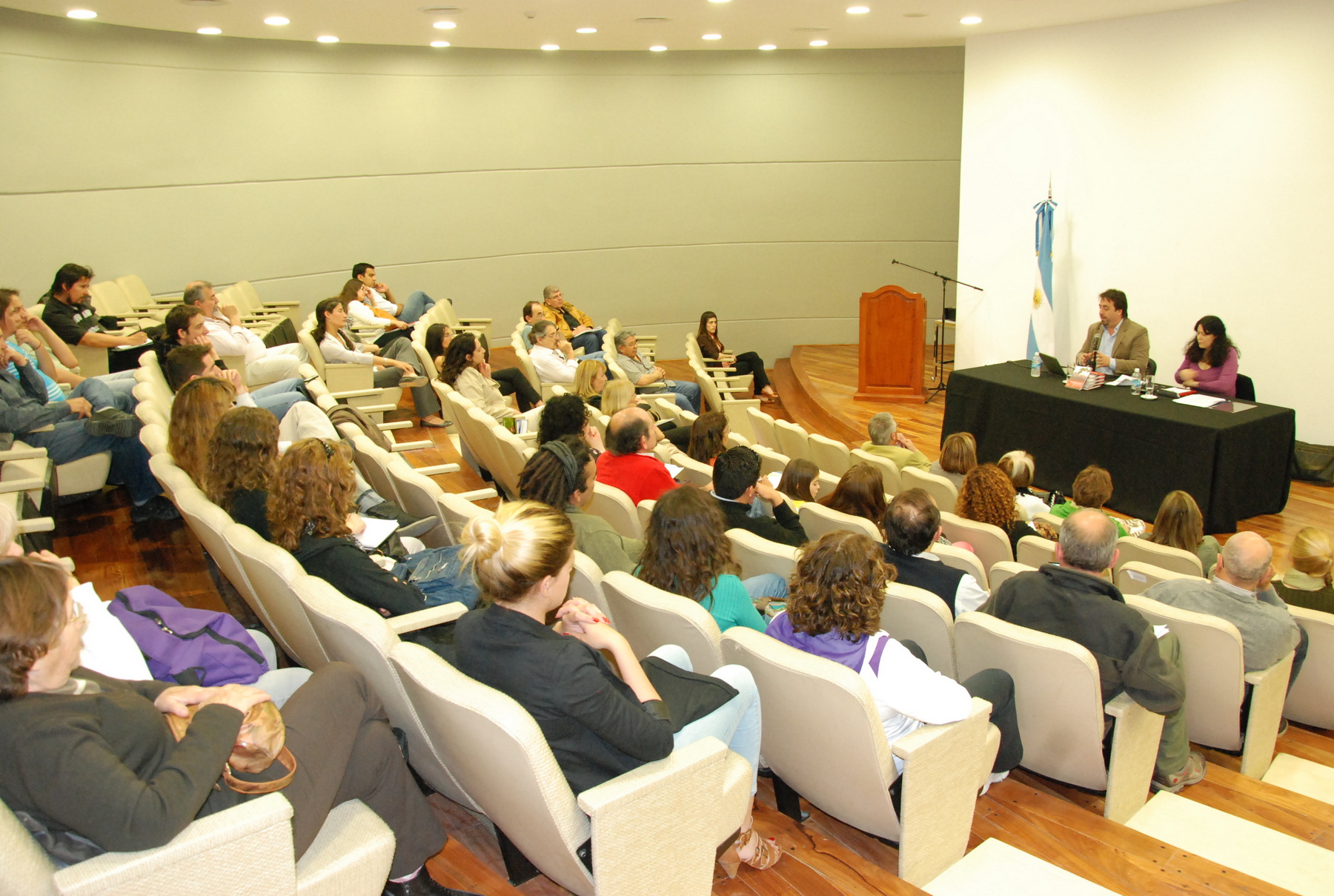Megaminería: Svampa y Viale en la Legislatura