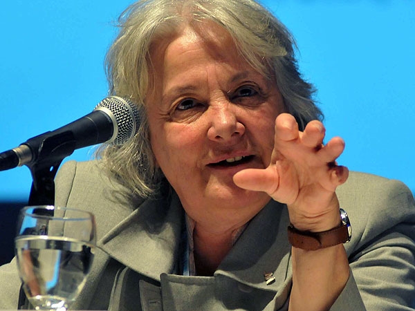 Uruguay: a Topolansky le «preocupa» el cepo al dólar en la Argentina