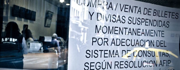 Cepo cambiario: consecuencias de una medida polémica y discutida