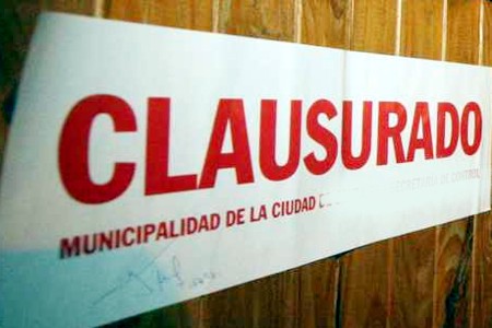 Clausura en una fiesta electrónica clandestina