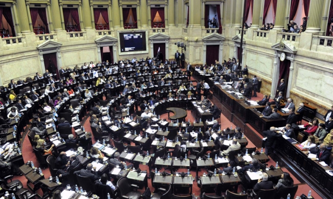 Diputados comienza a debatir proyecto sobre el voto joven