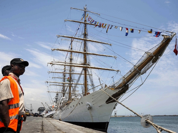 Cancillería recurriría a tribunales internacionales por Fragata Libertad