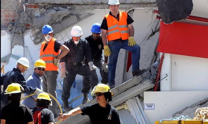 Ya son siete los muertos por el derrumbe en Neuquén