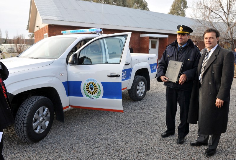 Mac Karthy dice que «se rompe el lomo por la gestión»