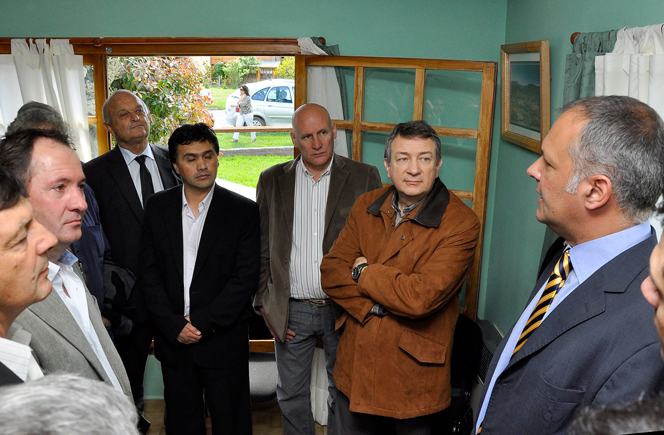 Buzzi y Yauhar firmaron la conformación del Cluster Norpatagónico