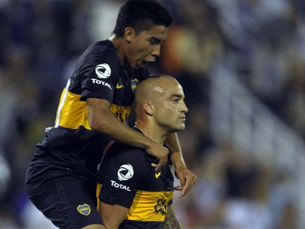 Boca le ganó a Vélez y sigue vivo en el torneo