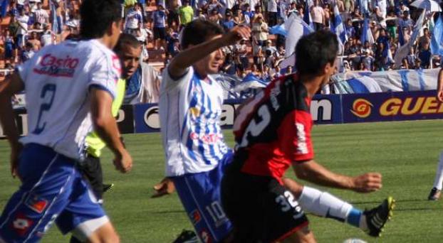 ‘Ñuls’ empató en Mendoza y el torneo de AFA está más apretado