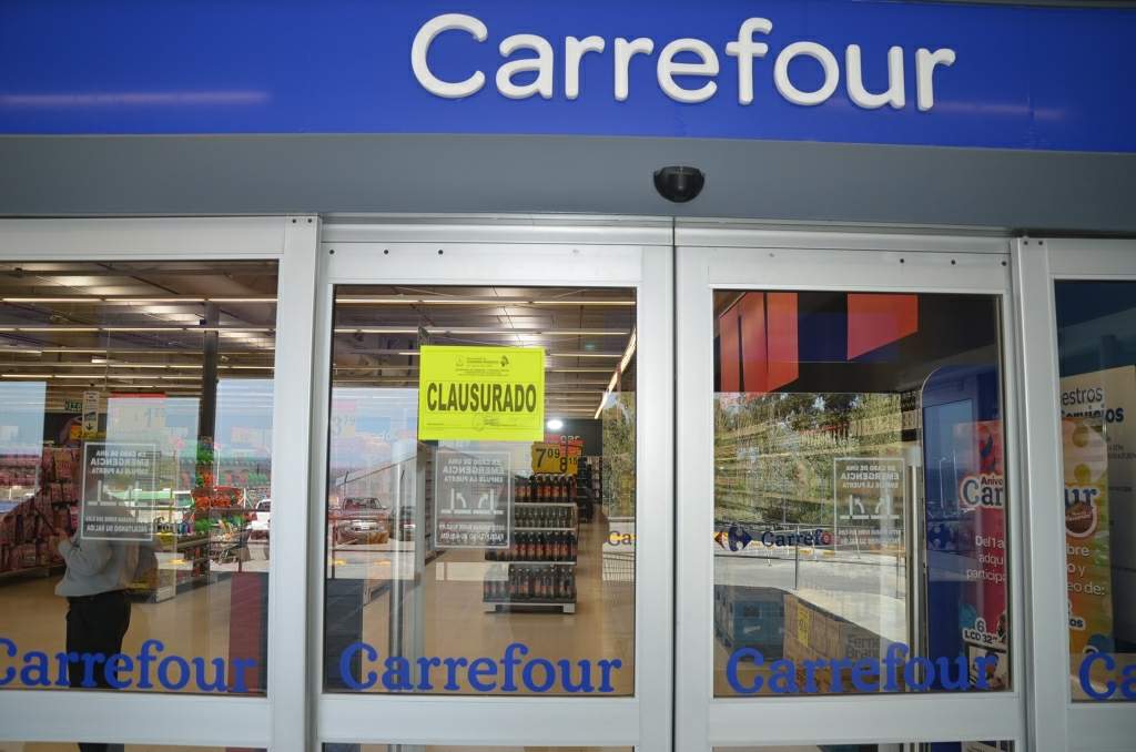 Carrefour de zona norte permanecerá cerrado en su reparación