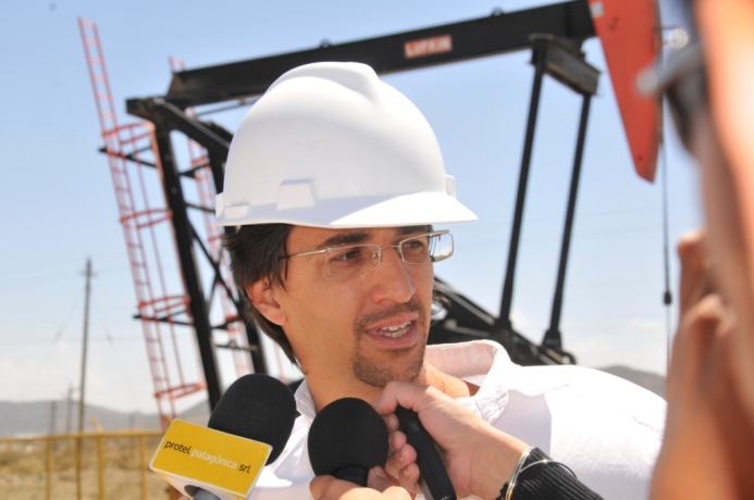 “El agua que llega a la ciudad no es suficiente para el consumo”