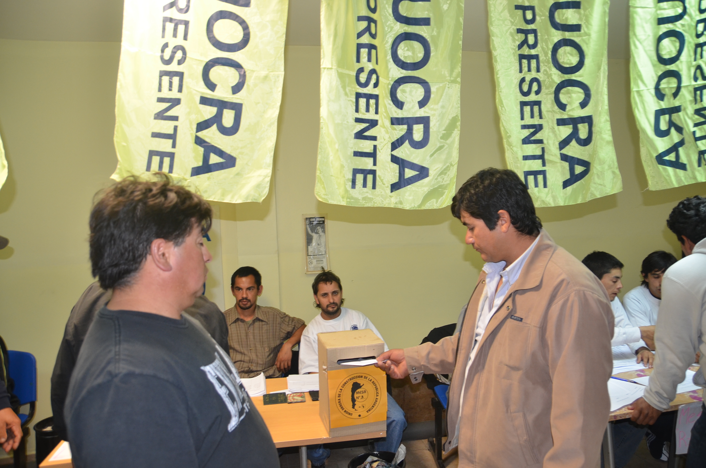 Gortari fue ratificado en la UOCRA local